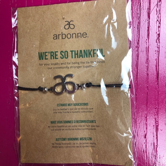 ✨NWT Arbonne Logo Bracelet✨ - Picture 2 of 3
